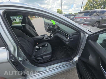 2024 Toyota Camry SE - miniatura 15