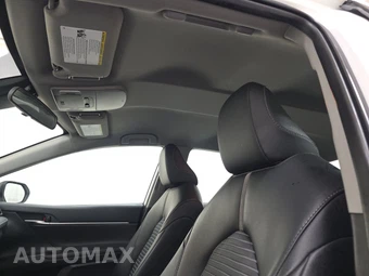 2024 Toyota Camry SE - miniatura 17