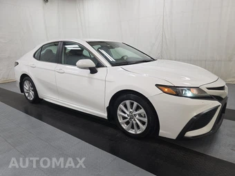 2024 Toyota Camry SE - miniatura 3