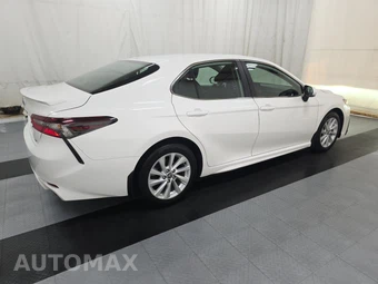 2024 Toyota Camry SE - miniatura 4