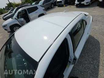 2024 Toyota Camry SE - miniatura 12