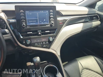 2024 Toyota Camry SE - miniatura 11