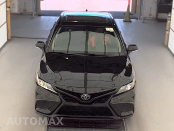 2024 Toyota Camry SE - miniatura 2