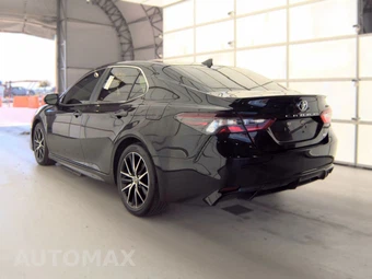 2024 Toyota Camry SE - miniatura 6