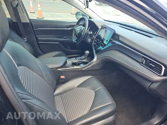 2024 Toyota Camry SE - miniatura 8