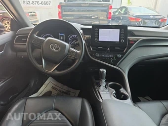 2024 Toyota Camry SE - miniatura 8