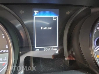 2024 Toyota Camry SE - miniatura 9