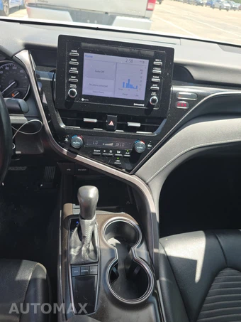 2024 Toyota Camry SE - miniatura 11