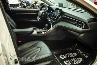 2024 Toyota Camry SE - miniatura 13
