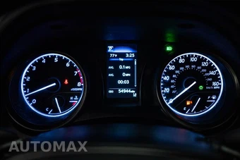 2024 Toyota Camry SE - miniatura 17