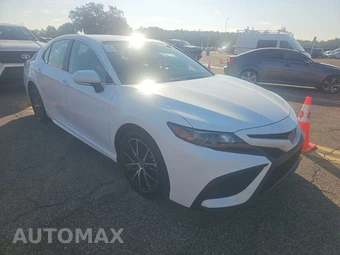 2024 Toyota Camry SE - miniatura 3