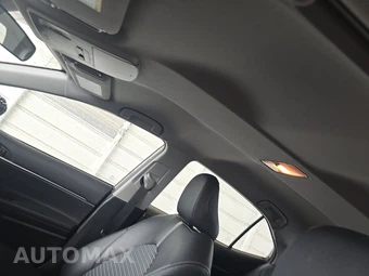 2024 Toyota Camry SE - miniatura 16