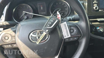 2024 Toyota Camry SE - miniatura 17