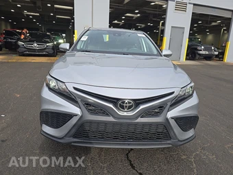 2024 Toyota Camry SE - miniatura 2