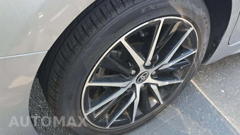 2024 Toyota Camry SE - miniatura 23