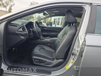 2024 Toyota Camry SE - miniatura 7