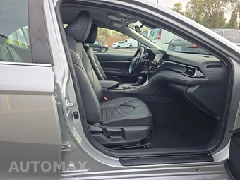 2024 Toyota Camry SE - miniatura 8