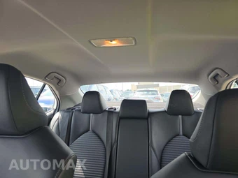 2024 Toyota Camry SE - miniatura 11