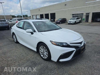 2024 Toyota Camry SE - miniatura 4