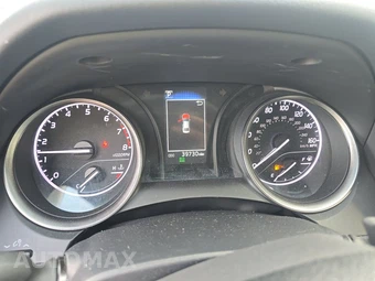 2024 Toyota Camry SE - miniatura 12