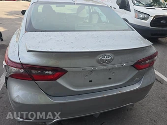 2024 Toyota Camry SE - miniatura 16