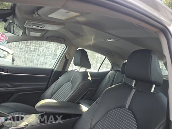 2024 Toyota Camry SE - miniatura 17