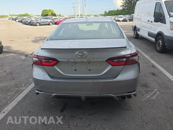 2024 Toyota Camry SE - miniatura 5