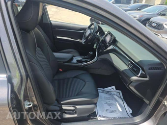 2024 Toyota Camry SE - miniatura 18