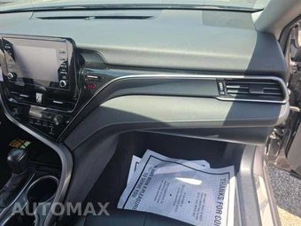 2024 Toyota Camry SE - miniatura 19