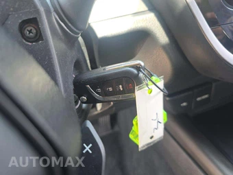 2024 Toyota Camry SE - miniatura 8