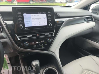 2024 Toyota Camry SE - miniatura 10