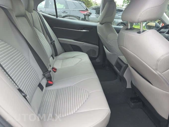 2024 Toyota Camry SE - miniatura 16