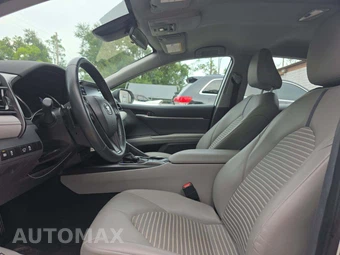 2024 Toyota Camry SE - miniatura 6