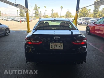2024 Toyota Camry SE - miniatura 5