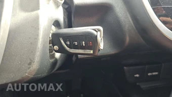 2024 Toyota Camry SE - miniatura 19