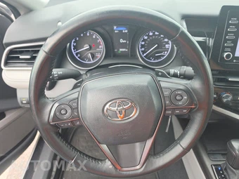 2024 Toyota Camry SE - miniatura 10