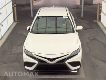 2024 Toyota Camry SE - miniatura 2