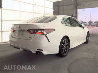 2024 Toyota Camry SE - miniatura 4