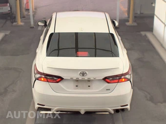 2024 Toyota Camry SE - miniatura 5