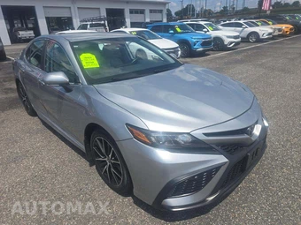 2024 Toyota Camry SE - miniatura 4