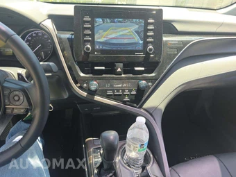 2024 Toyota Camry SE - miniatura 10