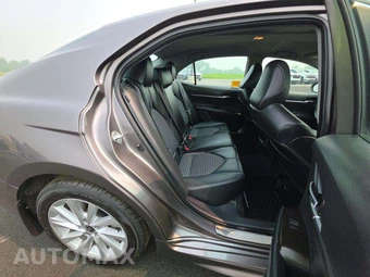 2024 Toyota Camry SE - miniatura 13