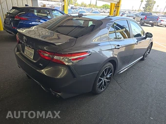2024 Toyota Camry SE - miniatura 4