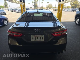 2024 Toyota Camry SE - miniatura 5