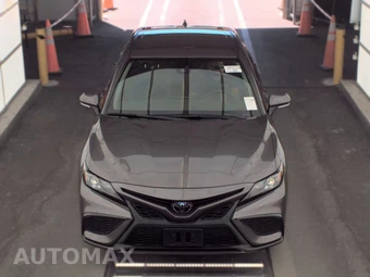 2024 Toyota Camry SE - miniatura 2