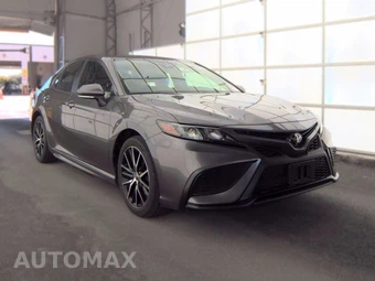 2024 Toyota Camry SE - miniatura 3