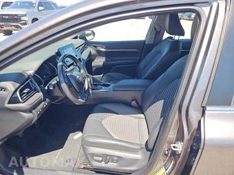 2024 Toyota Camry SE - miniatura 7
