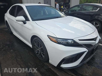 2024 Toyota Camry SE - miniatura 4