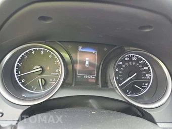 2024 Toyota Camry SE - miniatura 9