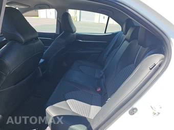 2024 Toyota Camry SE - miniatura 13